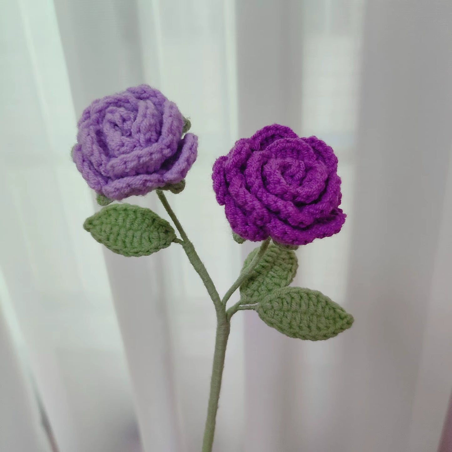 Charming Mini Rose Crochet Flowers – Creative Knitted Flower Bouquets for Weddings, Parties, and Home Decor